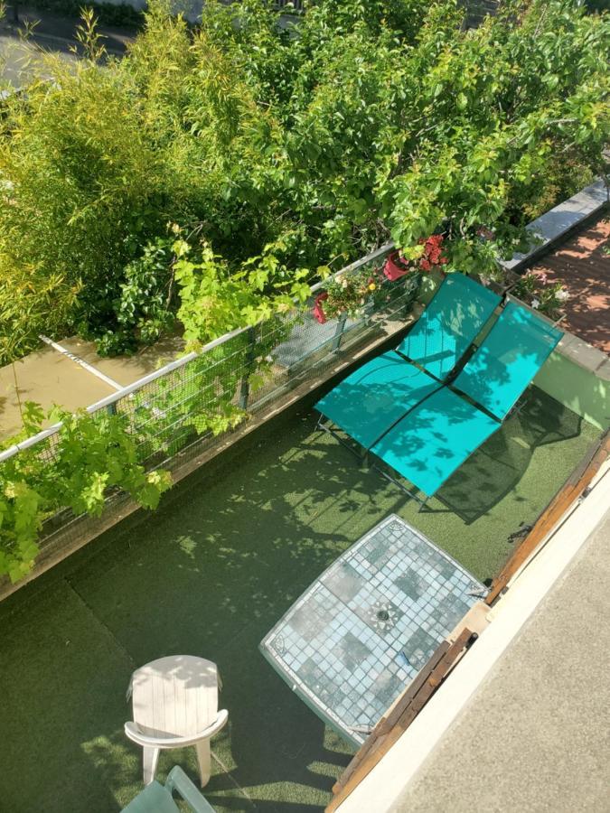 Logement Calme Et Ensoleille Dans Maison De Ville Вильжюиф Экстерьер фото