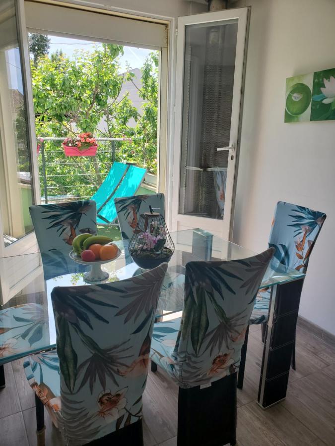 Logement Calme Et Ensoleille Dans Maison De Ville Вильжюиф Экстерьер фото